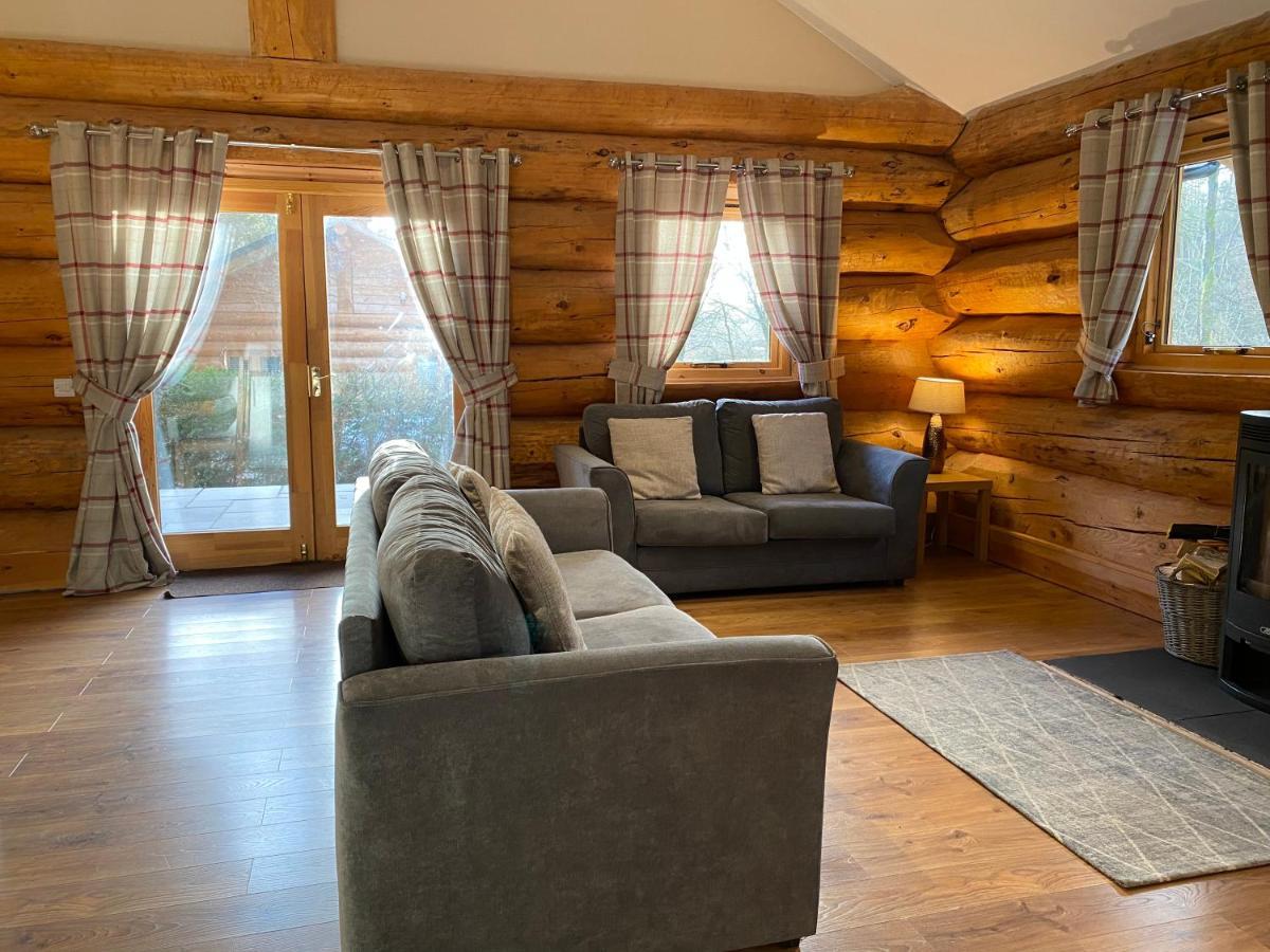 Ewes Water Log Cabins Langholm Exterior foto